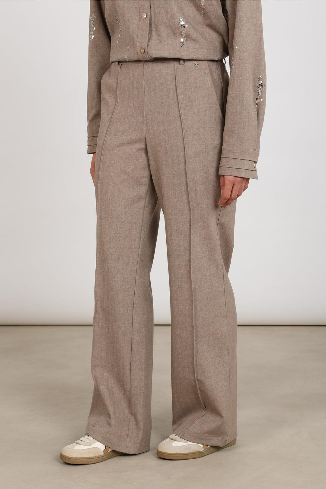 Nukus NKF09077 Jill lange broek dames taupe