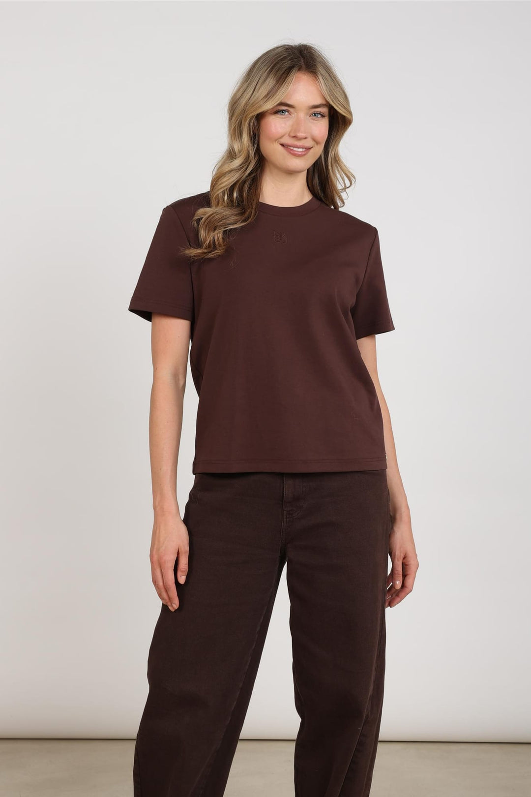Nukus NKF04012 Luna t-shirt k/m dames bruin