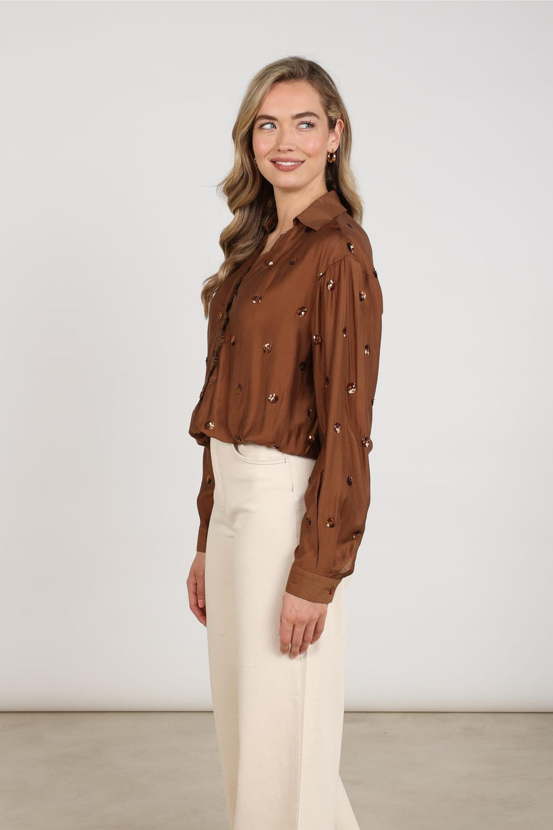 Nukus blouse l/m bruin – dames