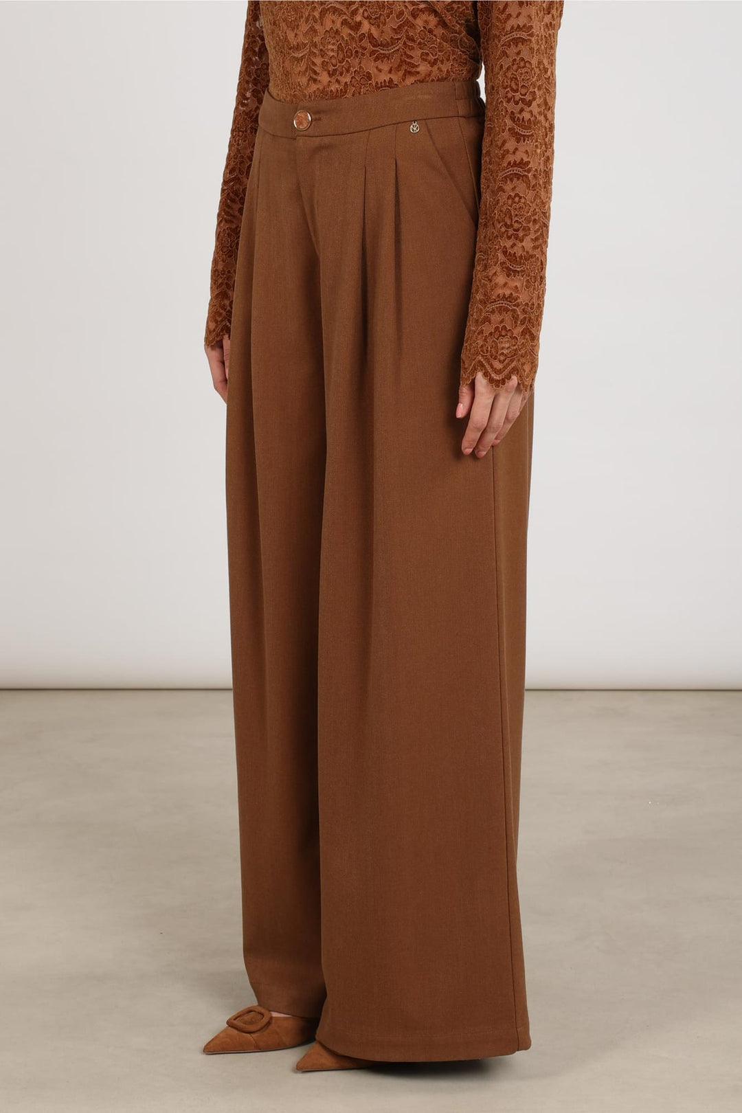 Nukus lange broek dames bruin – NKF09076
