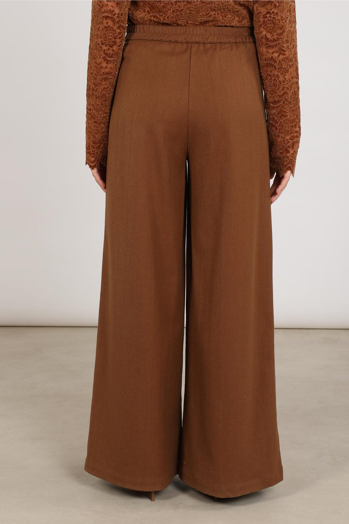 Nukus lange broek dames bruin – NKF09076