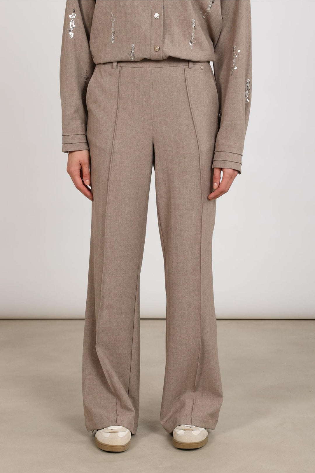 Nukus NKF09077 Jill lange broek dames taupe