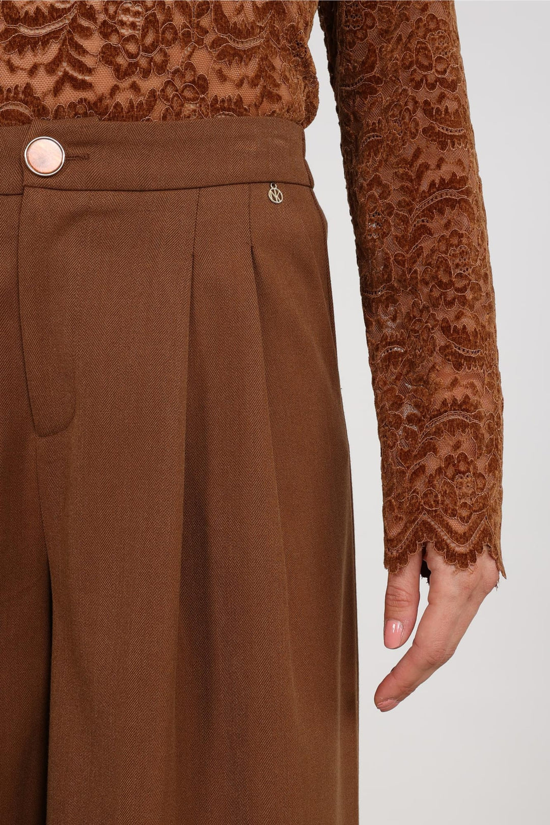 Nukus lange broek dames bruin – NKF09076