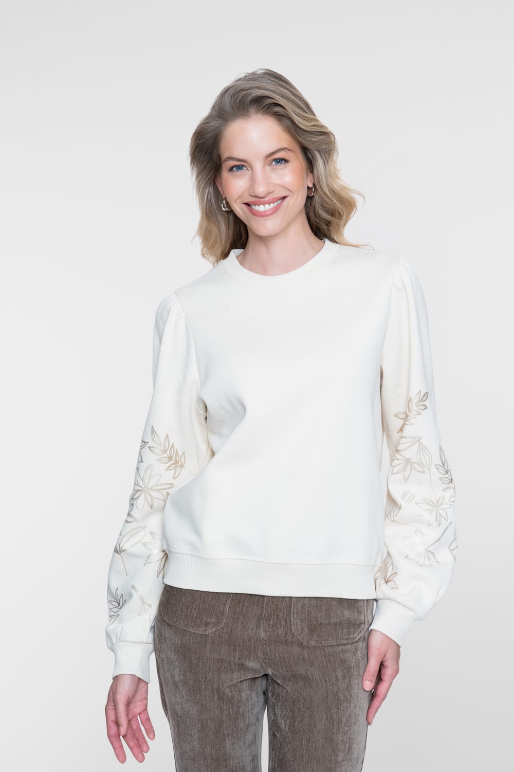 Geisha 62530-60 beige sweater dames – trendy en comfortabel