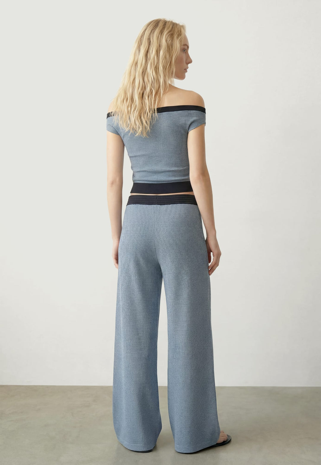 Hype drop 32000951 paige off-shoulder top blauw dessin