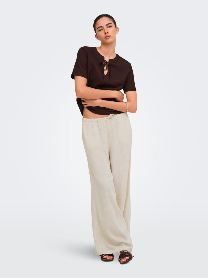 Jacqueline de Yong 15378188 Debbie top bruin – dames