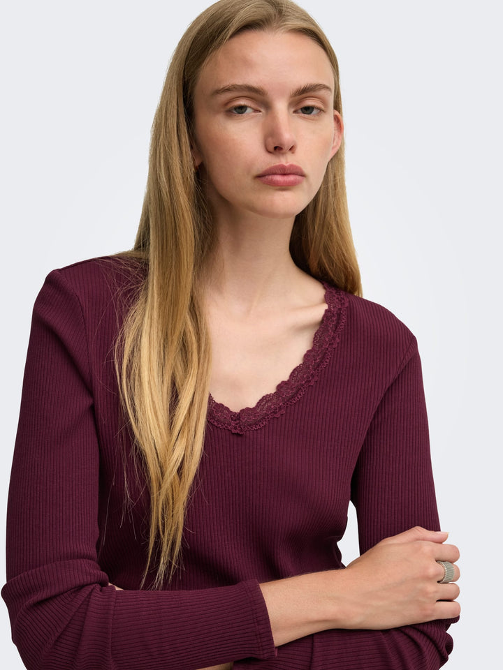 Only 15380864 Sara top l/m bordeaux