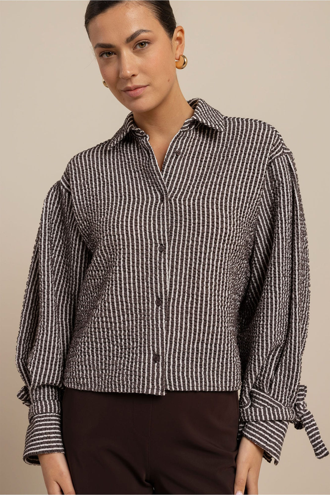 Studio Anneloes Ivara structure blouse bruin dessin – dames