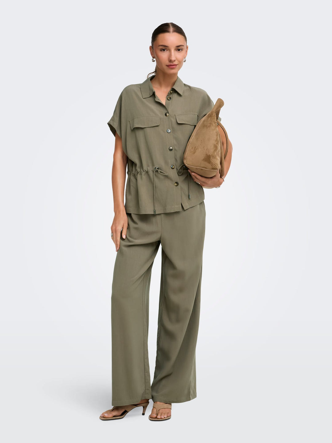 Jacqueline de Yong Laya blouse kaki – dames