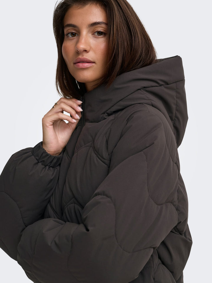 Jacqueline de Yong 15376541 power winterjas bruin – dames