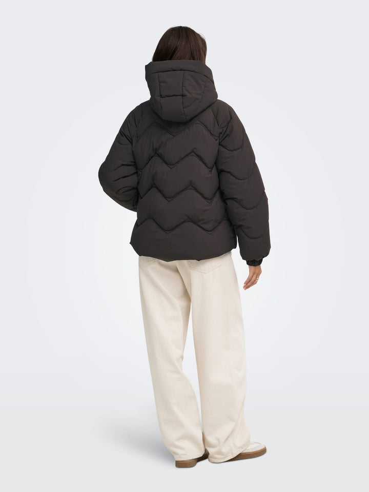 Jacqueline de Yong 15376541 power winterjas bruin – dames