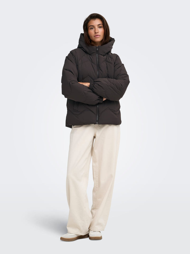 Jacqueline de Yong 15376541 power winterjas bruin – dames