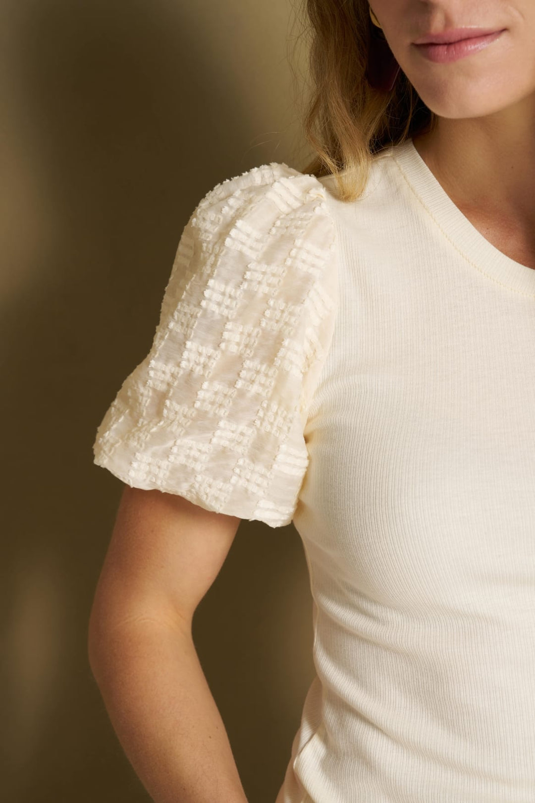 Lofty Manner RH11.1 Top Haya - Off-white dames top
