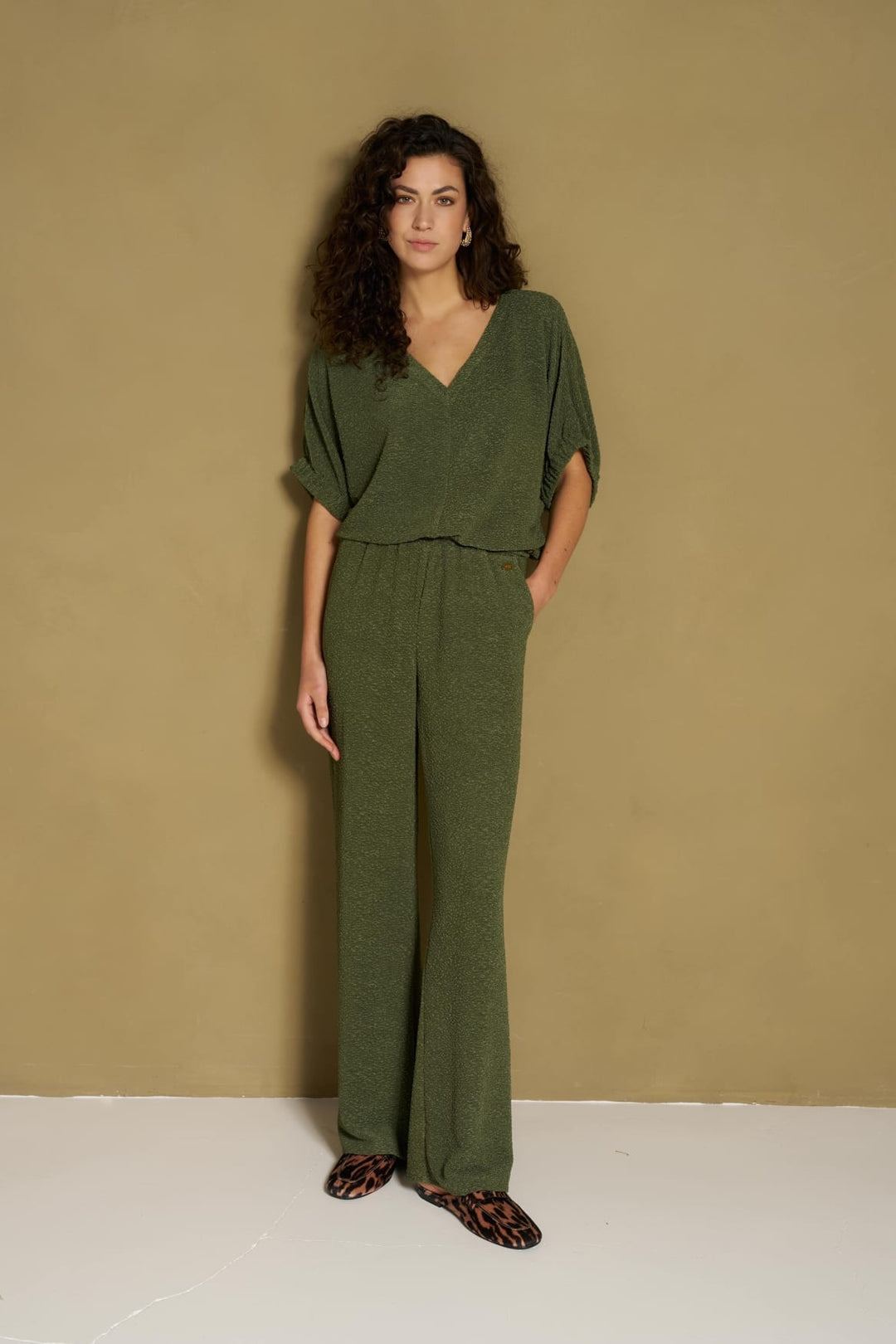 Lofty Manner RH87 - Pant Mea - Mid Rise Rel – dames lange broek - Army