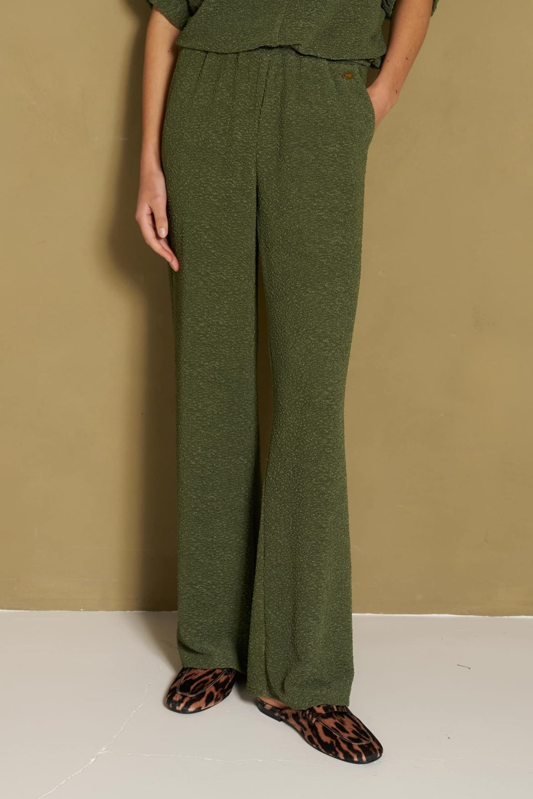 Lofty Manner RH87 - Pant Mea - Mid Rise Rel – dames lange broek - Army