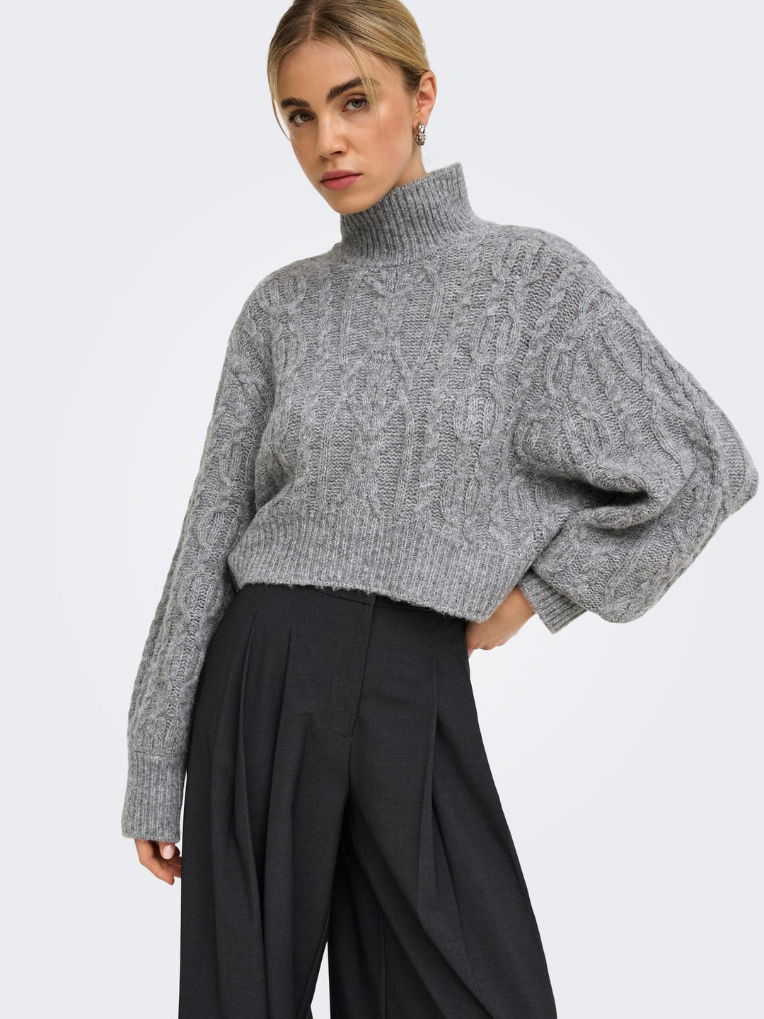 Only 15375336 Hilde trui grijs melee – dames