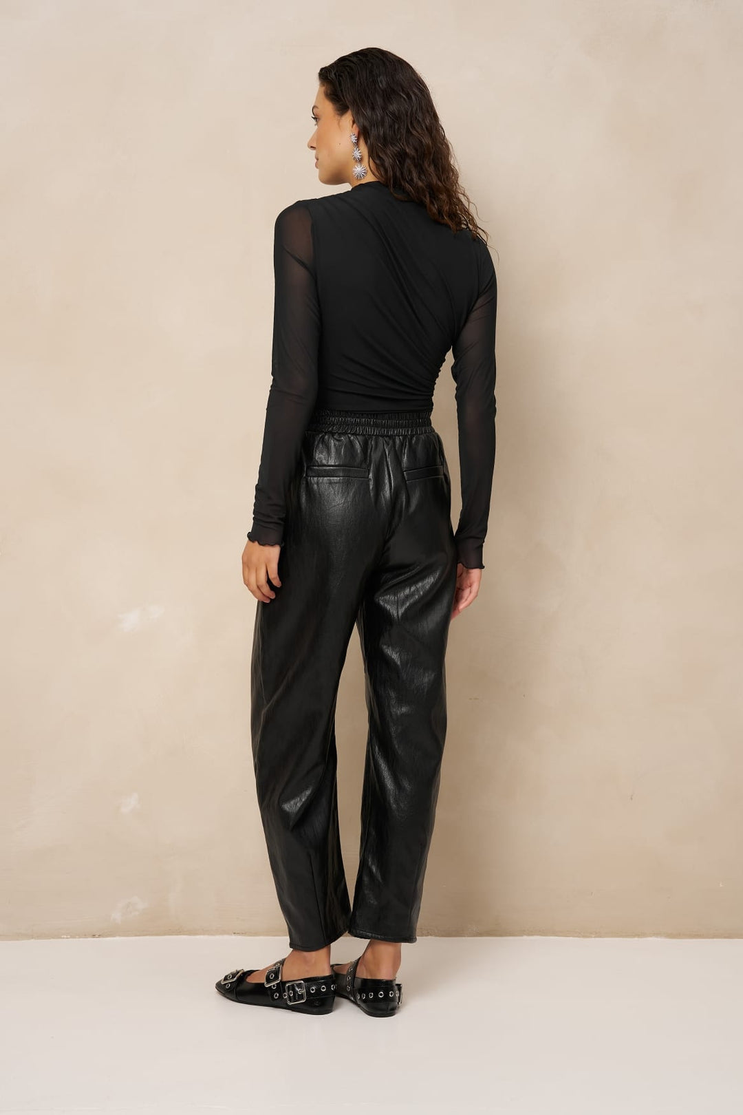 Lofty Manner RJ13 - Top Jolien - Draped Mes zwart