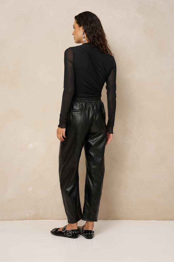 Lofty Manner RJ13 - Top Jolien - Draped Mes zwart