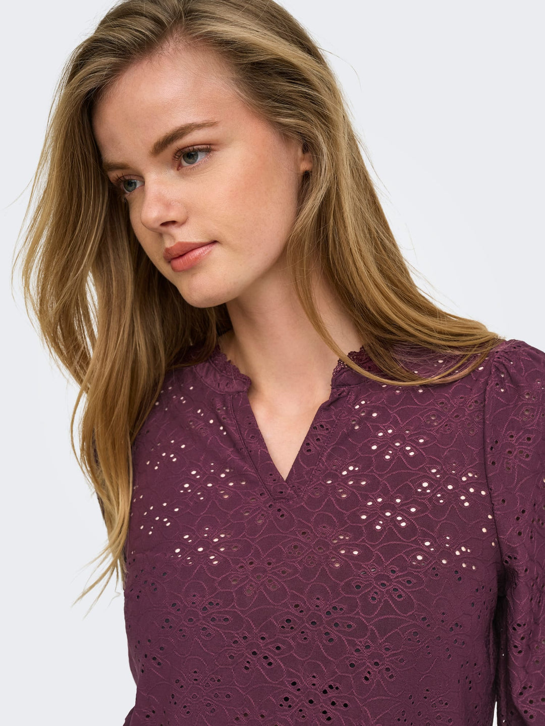 Only 15386530 Smilla top met lange mouwen bordeaux