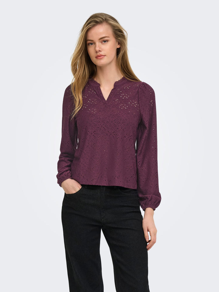 Only 15386530 Smilla top met lange mouwen bordeaux