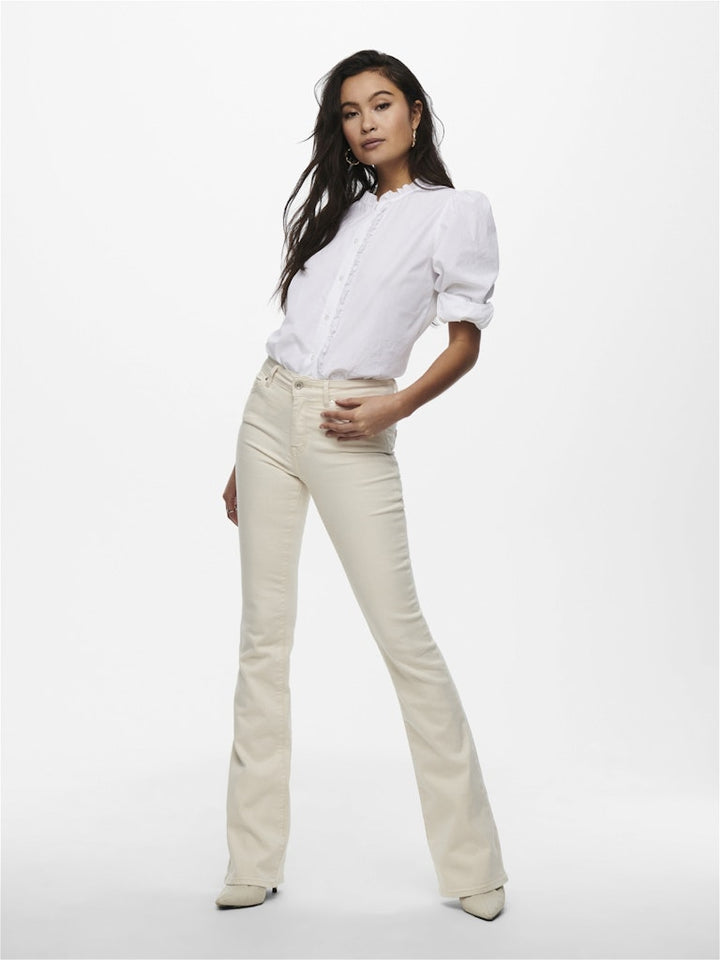 Only 15230778 Blush ecru bootcut jeans – dames - L32
