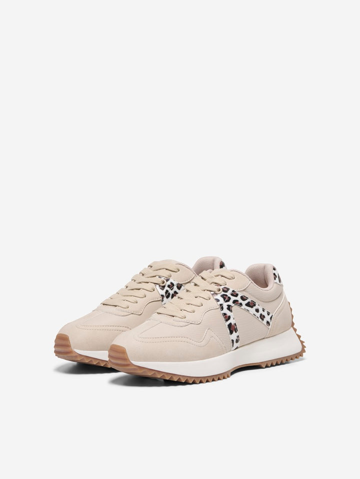 Only 15347995 masonic sneakers zand – dames