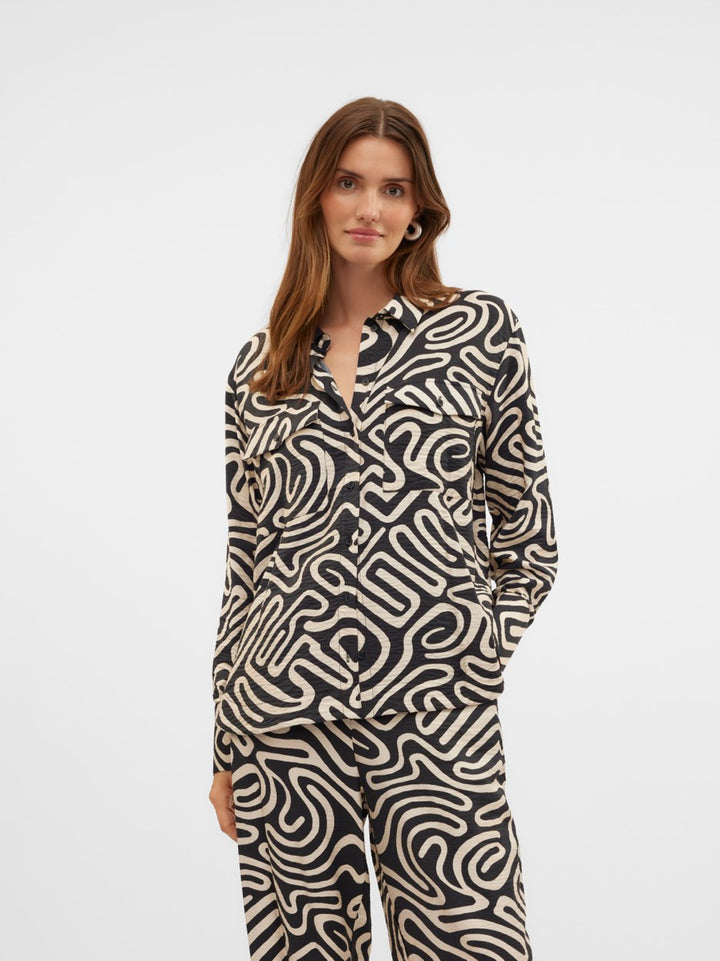 VERO MODA 10323265 vigdis blouse l/m dames zwart dessin