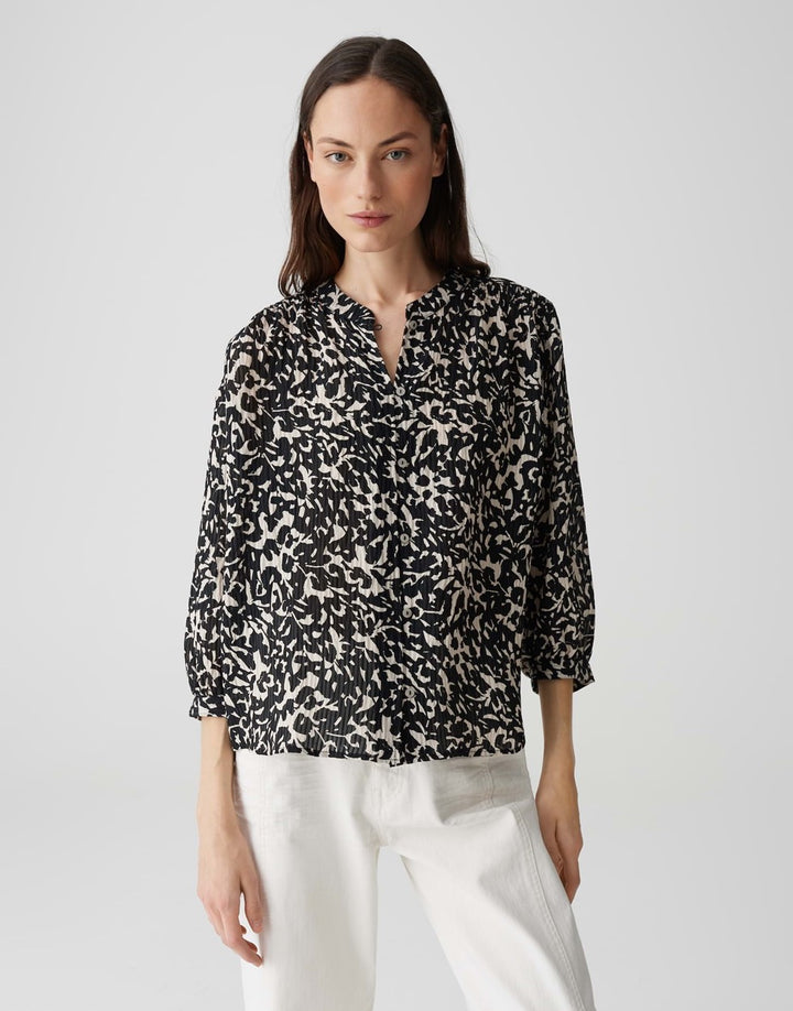 Opus Famelia 10397513054100 blouse l/m zwart dessin – dames