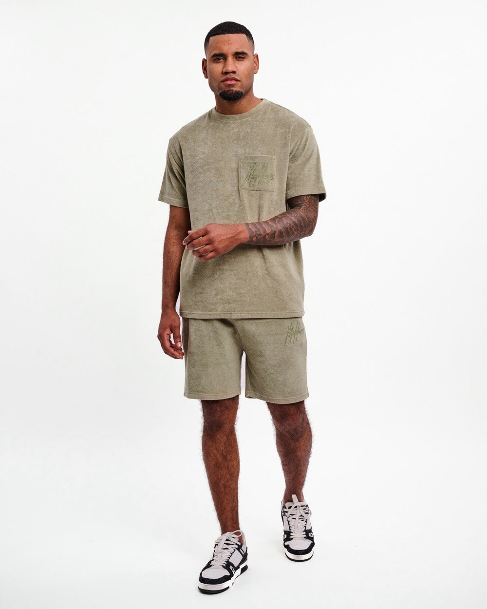 Signature Towelling Short - Olijf